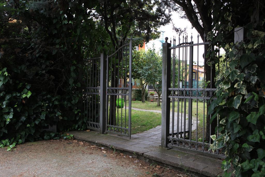 Il Giardino Della Contessa Apartment Исерния Екстериор снимка